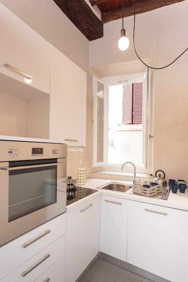Margana Tower Aparthotel Rome Bagian luar foto